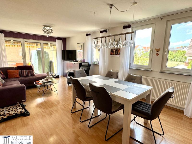 *Für Jung & Alt: 3-Zimmer-Wohnung mit Balkon, Aufzug & TG-Stellplatz in Gäufelden!*